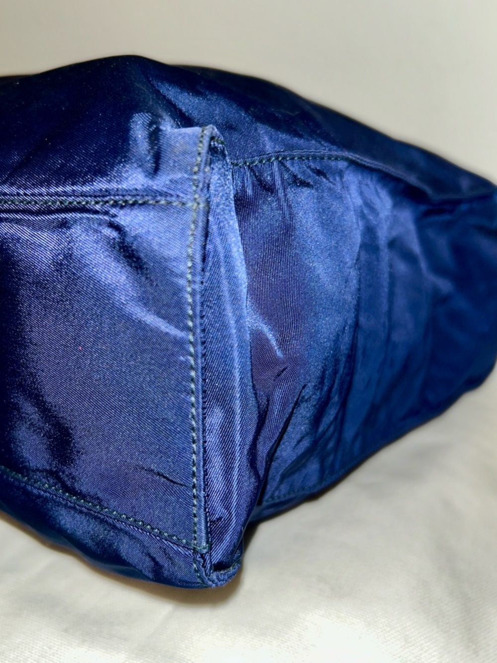 Unique vintage Prada Tessuto nylon bag.  Metal Handles! Deep Navy color - Picture 7 of 14